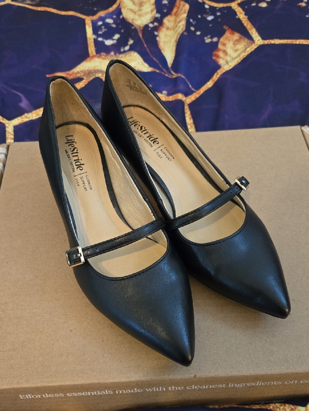 Lifestride Madelyn Mary Jane Kitten Heel Pumps Size 5 Black